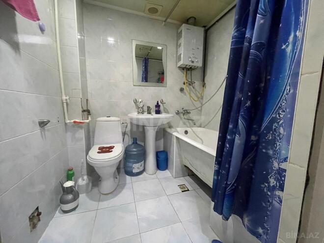 Продаётся 2-комн. вторичка 42 м², м. Кара Караев, photo 13 from 16