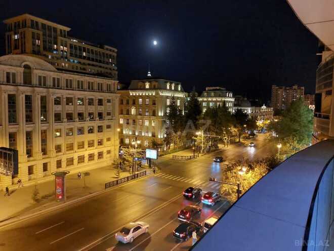 Сдаётся 3-комн. новостройка 116 м², м. Низами, photo 3 from 16
