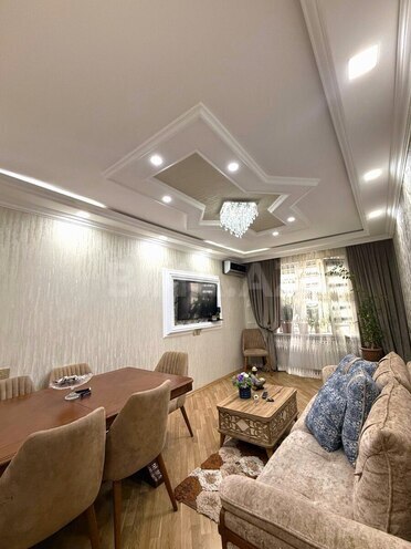 Satılır 3 otaqlı köhnə tikili 90 m², Azadlıq Prospekti m., photo 1 from 13