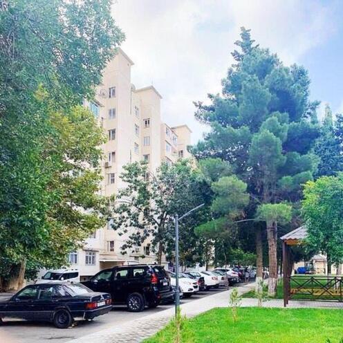 Satılır 5 otaqlı köhnə tikili 100 m², Əhmədli q., photo 1 from 27