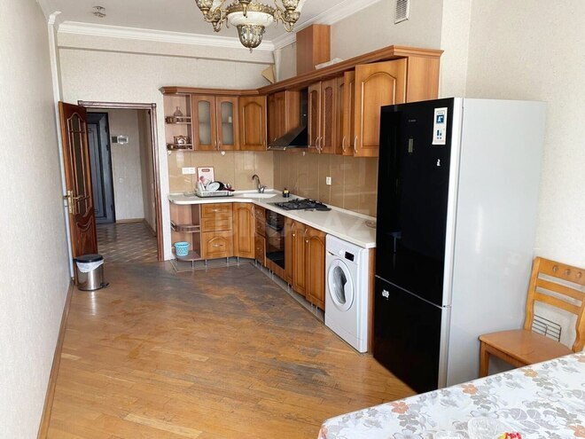 Сдаётся 3-комн. новостройка 100 м², м. Мемар Аджеми, photo 6 from 11