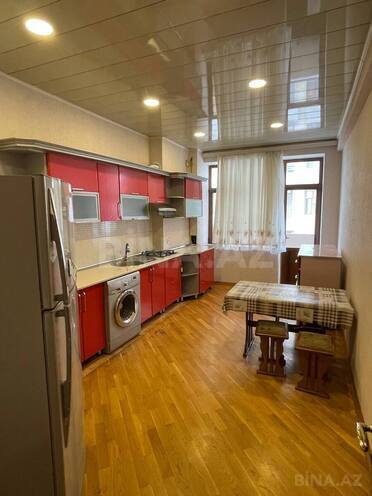 Сдаётся 3-комн. новостройка 110 м², м. Элмляр Академиясы, photo 11 from 16