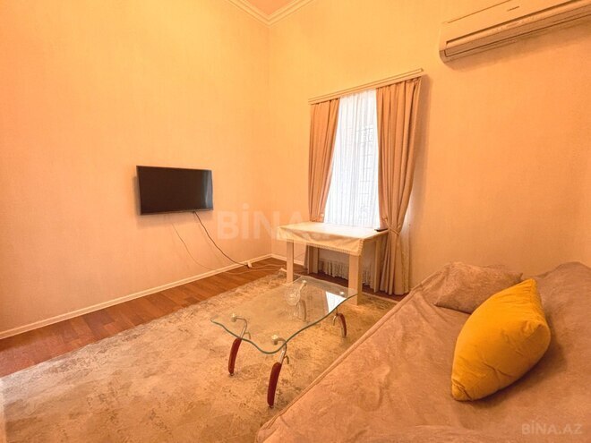 Продаётся 2-комн. вторичка 40 м², м. Сахил, photo 11 from 16