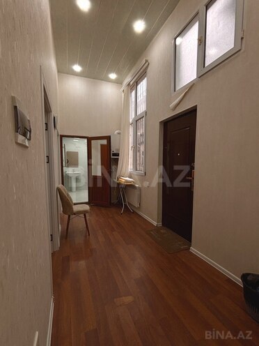 Продаётся 2-комн. вторичка 40 м², м. Сахил, photo 1 from 16