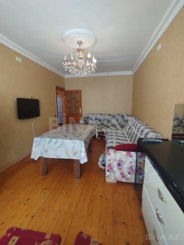 Продаётся 2-комн. вторичка 62 м², м. Ази Асланов, photo 3 from 17