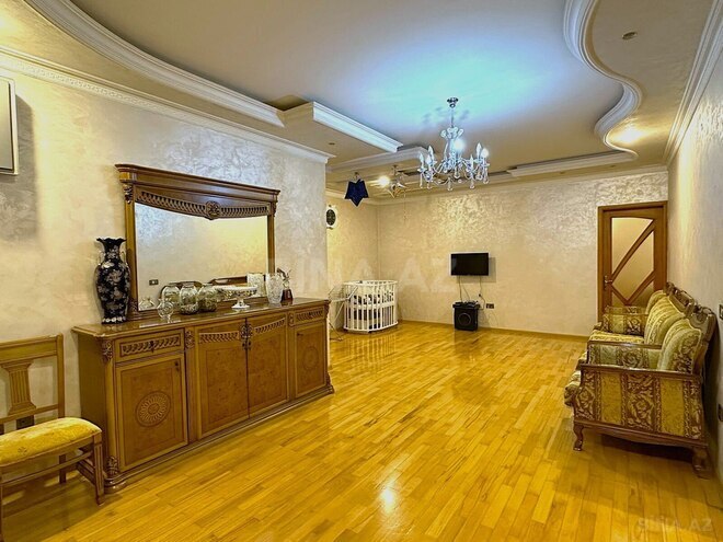 Satılır 3 otaqlı yeni tikili 102 m², 28 May m., photo 1 from 15
