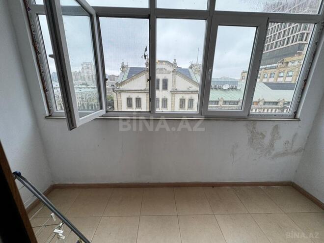 İcarəyə verilir 3 otaqlı köhnə tikili 110 m², 28 May m., photo 15 from 18