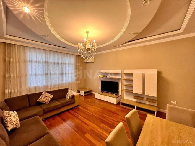 Продаётся 2-комн. новостройка 95 м², м. Гянджлик, photo 1 from 16