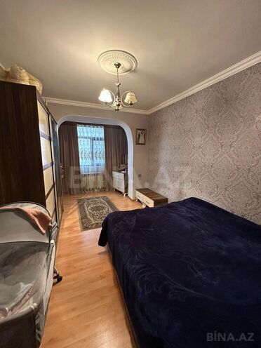 Продаётся 4-комн. вторичка 70 м², м. Ази Асланов, photo 3 from 9