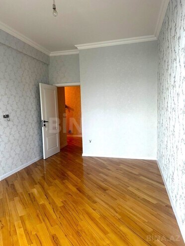Продаётся 3-комн. новостройка 90 м², м. Кара Караев, photo 4 from 9