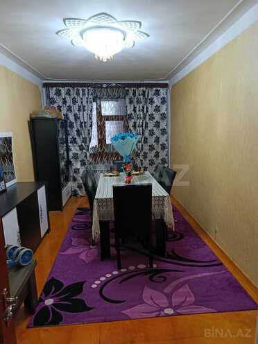 Satılır 4 otaqlı köhnə tikili 110 m², Qaraçuxur q., photo 1 from 11