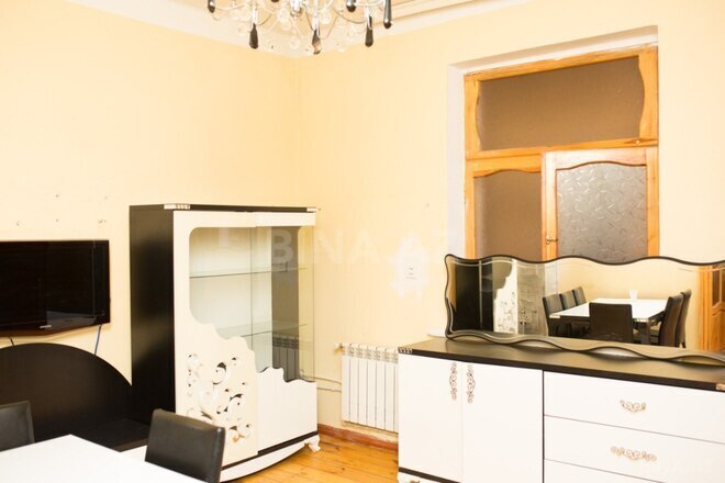 İcarəyə verilir 3 otaqlı həyət evi/bağ evi 100 m², Bakıxanov q., photo 1 from 16