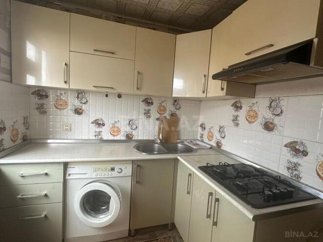 Продаётся 3-комн. вторичка 75 м², м. Нефтчиляр, photo 13 from 21