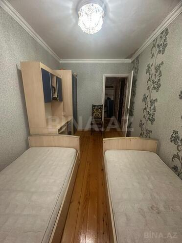 Продаётся 3-комн. вторичка 75 м², м. Нефтчиляр, photo 12 from 21