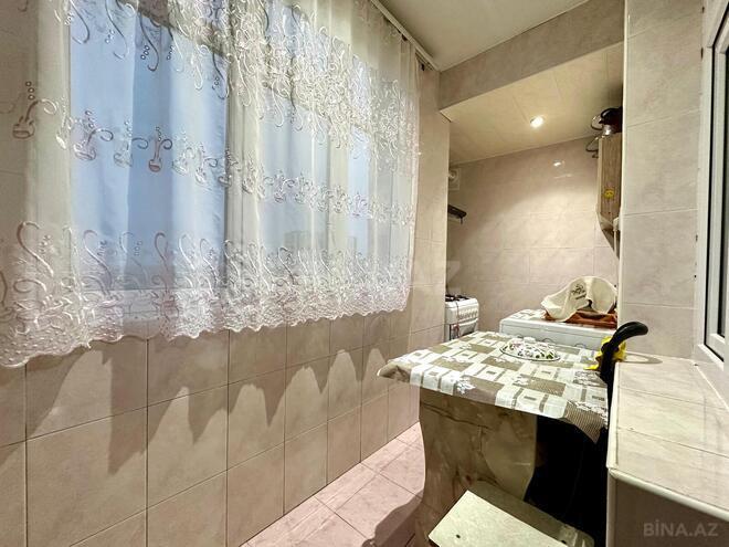 Продаётся 2-комн. вторичка 50 м², м. Кара Караев, photo 12 from 15