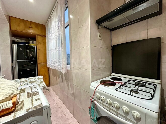 Продаётся 2-комн. вторичка 50 м², м. Кара Караев, photo 13 from 15