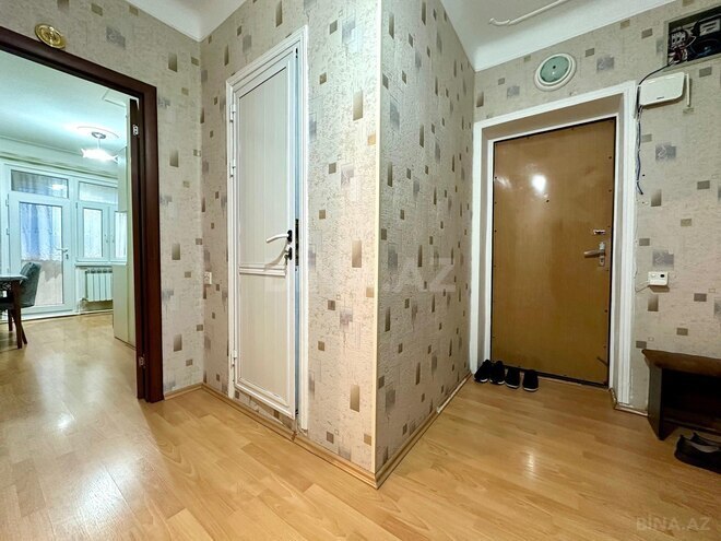 Продаётся 2-комн. вторичка 50 м², м. Кара Караев, photo 11 from 15