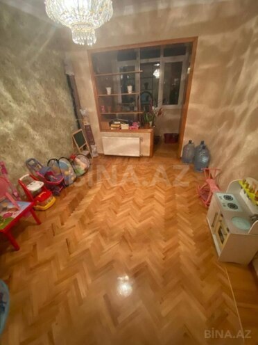 Satılır 3 otaqlı köhnə tikili 90 m², 8-ci mikrorayon q., photo 7 from 11