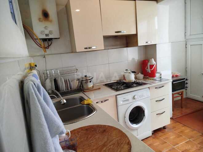 Satılır 5 otaqlı köhnə tikili 120 m², Massiv V q., photo 5 from 15