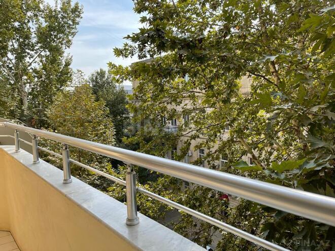Продаётся 3-комн. вторичка 100 м², м. Ичеришехер, photo 23 from 24