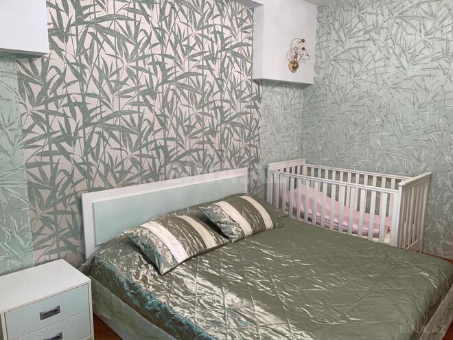 Продаётся 3-комн. вторичка 100 м², м. Ичеришехер, photo 17 from 24