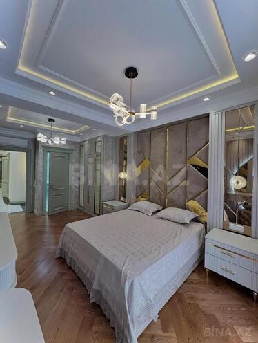 Сдаётся 3-комн. новостройка 145 м², м. 8 ноября, photo 6 from 21