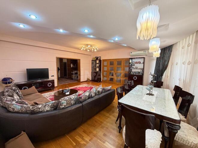 Продаётся 4-комн. новостройка 179 м², м. Нефтчиляр, photo 9 from 26