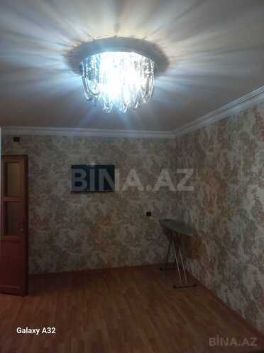 Satılır 1 otaqlı köhnə tikili 30 m², 8 Noyabr m., photo 1 from 10