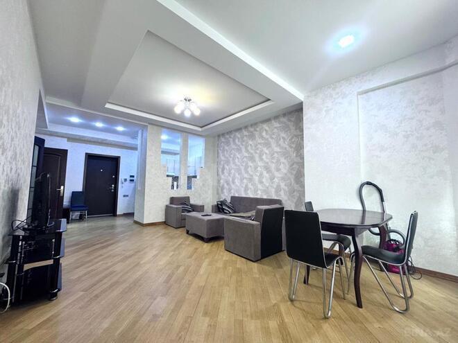 Сдаётся 2-комн. новостройка 57 м², м. 28 мая, photo 1 from 10
