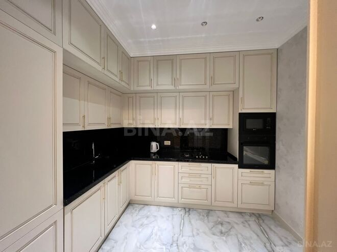 İcarəyə verilir 2 otaqlı yeni tikili 70 m², 28 May m., photo 1 from 16