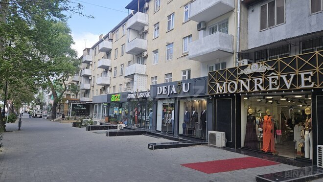 Продаётся 2-комн. вторичка 55 м², м. Ичеришехер, photo 1 from 20