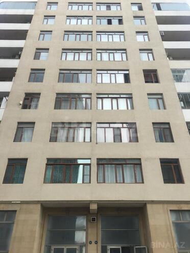 Сдаётся 3-комн. новостройка 110 м², Насиминский  р., photo 1 from 14