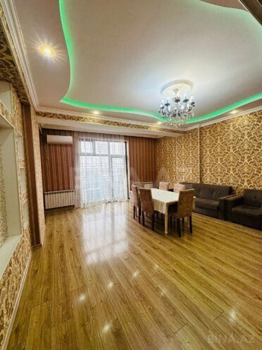 Сдаётся 3-комн. новостройка 140 м², м. Ази Асланов, photo 4 from 11