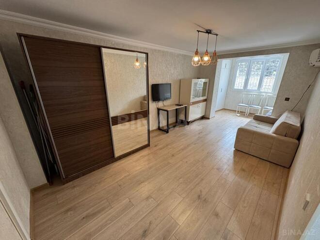 Продаётся 2-комн. вторичка 60 м², Ясамальский р., photo 1 from 20