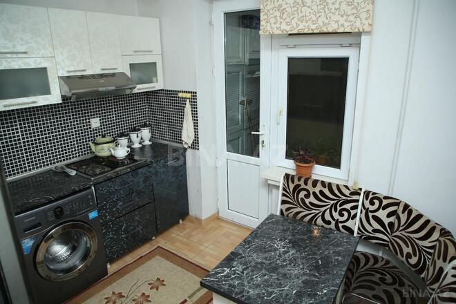 Продаётся 3-комн. вторичка 85 м², м. Ази Асланов, photo 8 from 17