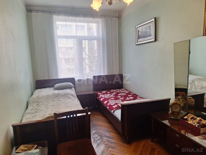 Продаётся 3-комн. вторичка 65 м², м. 28 мая, photo 7 from 18