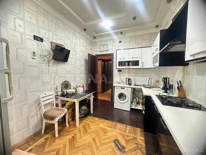 Продаётся 6-комн. вторичка 160 м², м. Нариман Нариманов, photo 8 from 25
