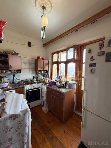 Продаётся 2-комн. вторичка 60 м², Хатаинский р., photo 8 from 13