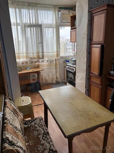 Продаётся 3-комн. вторичка 70 м², м. Ази Асланов, photo 14 from 18