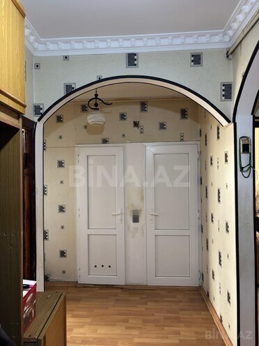 Продаётся 3-комн. вторичка 70 м², м. Ази Асланов, photo 8 from 18