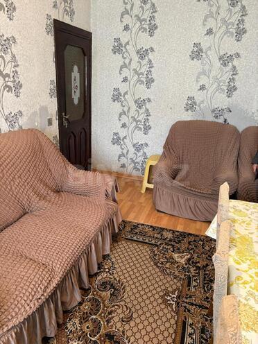 Продаётся 3-комн. вторичка 70 м², м. Ази Асланов, photo 3 from 18