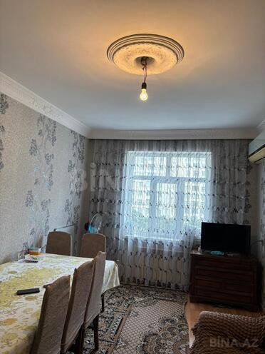 Продаётся 3-комн. вторичка 70 м², м. Ази Асланов, photo 4 from 18