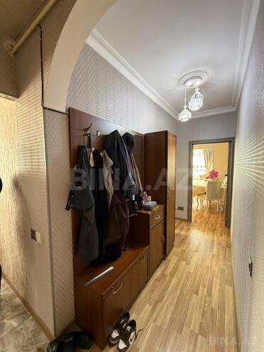 Продаётся 2-комн. вторичка 65 м², м. Ази Асланов, photo 12 from 22