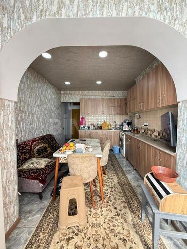 Продаётся 2-комн. вторичка 65 м², м. Ази Асланов, photo 17 from 22