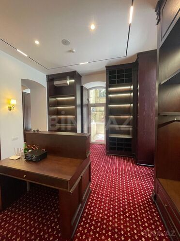 Продаётся  объект 105 м², м. Сахил, photo 1 from 17