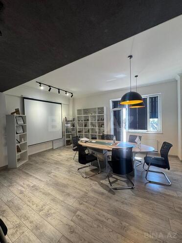 Satılır 8 otaqlı ofis 370 m², Şah İsmayıl Xətai m., photo 1 from 32