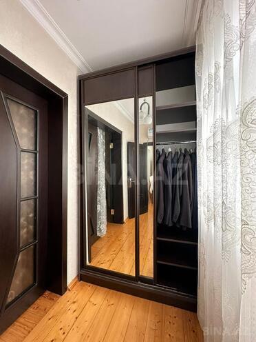 Satılır 2 otaqlı köhnə tikili 70 m², Səbail r., photo 18 from 23