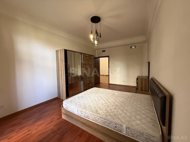 İcarəyə verilir 5 otaqlı yeni tikili 175 m², 28 May m., photo 7 from 30