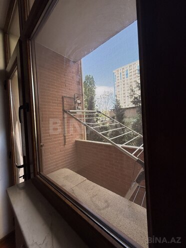 İcarəyə verilir 5 otaqlı yeni tikili 175 m², 28 May m., photo 10 from 30