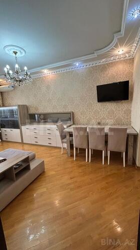 Сдаётся 2-комн. вторичка 70 м², м. Нефтчиляр, photo 4 from 13